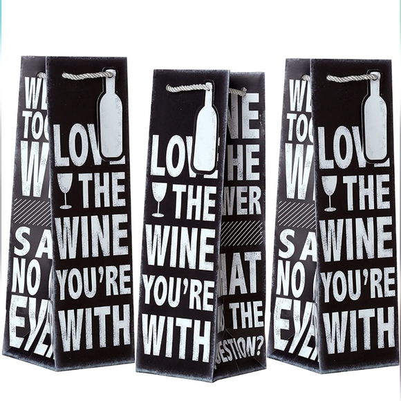 Jillson Roberts Love the Wine You're With Gift Bags 3 Pack - Picture 1 of 1